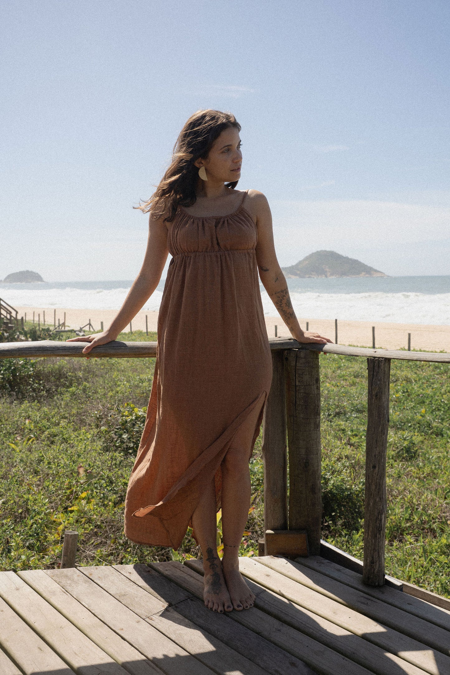 Vestido Isis Castanho